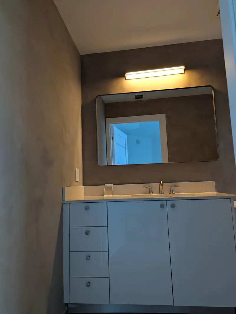 A fresh perspective on this bathroom renovation, where limewash adds depth, texture, and a contemporary character. The process was completed with all necessary preparation and a protective finish to ensure long-lasting results.