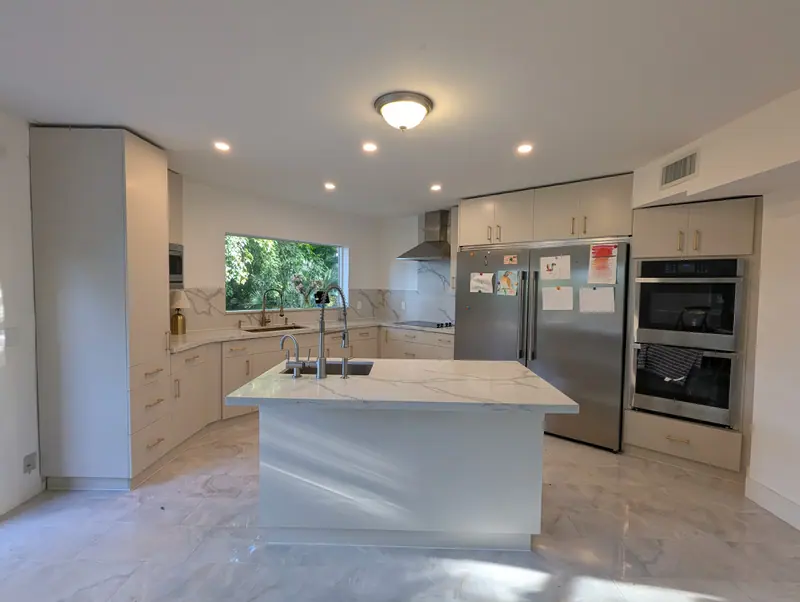 The final result: a flawless, professional, and long-lasting finish achieved with Sherwin-Williams Gallery Series.